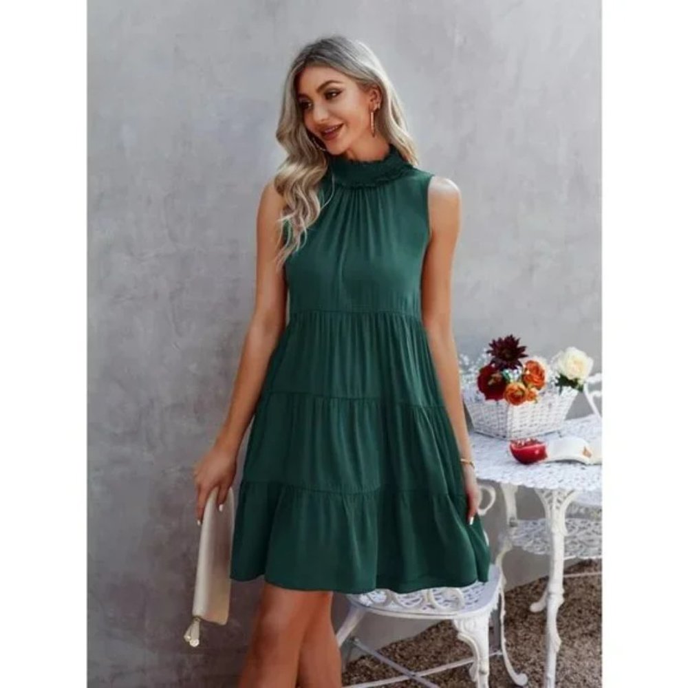 🌹 MOCK NECK TIERED TANK DRESS 🌹 - Picture 3 of 4